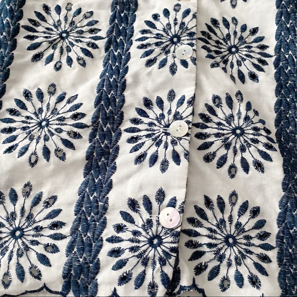 Pretty Eyelet Lace & Embroidered Button Down Camisole - Picture 6 of 9